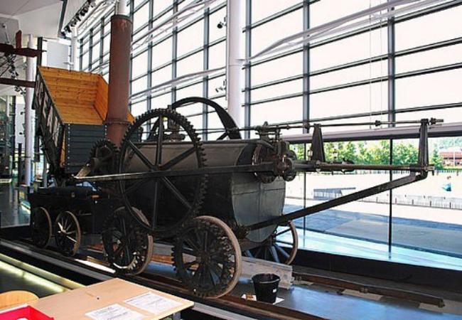 Copy of TWC Blog Images - Do you know the British inventor behind the steam locomotive?