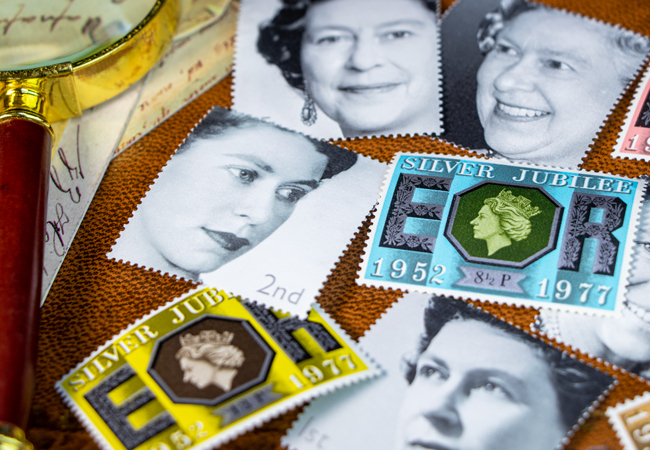 Your shortcut to becoming a Queen Elizabeth II stamp collector… QEII Jubilee Stamp Col Lifestyle 06 2 - Your shortcut to becoming a Queen Elizabeth II stamp collector…