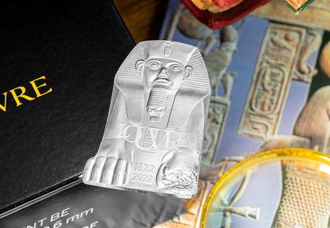Sphinx of Tanis Coin Lifestyle 05 - The SOLD OUT Great Sphinx of Tanis Masterpiece from La Monnaie de Paris