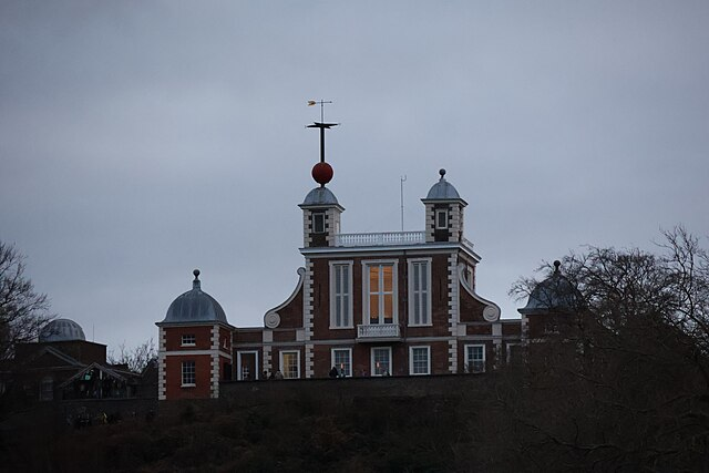 image 1 - 350 Years of the Royal Observatory, Greenwich celebrated on a UK £2 coin